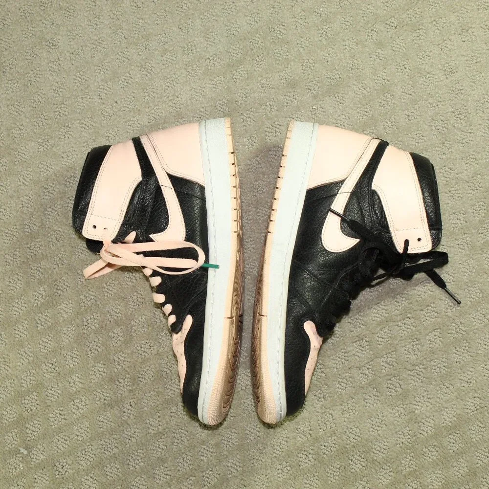Size 9.5 Men's - Air Jordan 1 Retro OG High Crimson Tint 2019 Unisex Sneakers